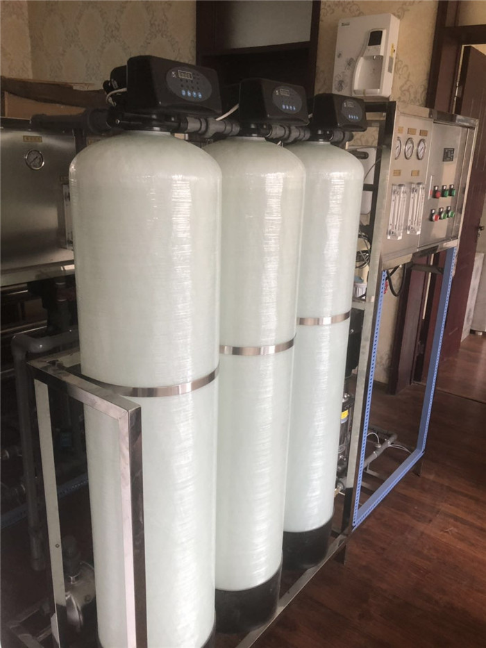 0.5噸純凈水設備玻璃鋼罐
